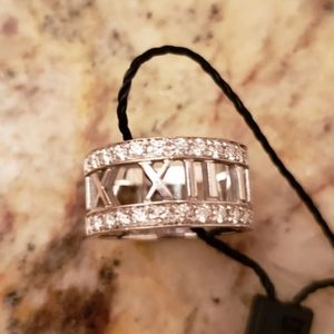 Tiffany & Co Diamond Atlas ring - 18K